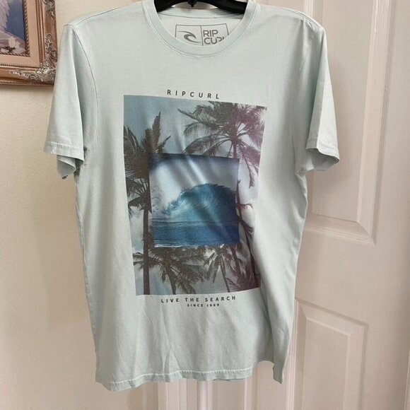 Rip Curl Men's T-Shirt Tropical Surfer Graphic Size Medium Tailored Fit Blue - Picture 5 of 6